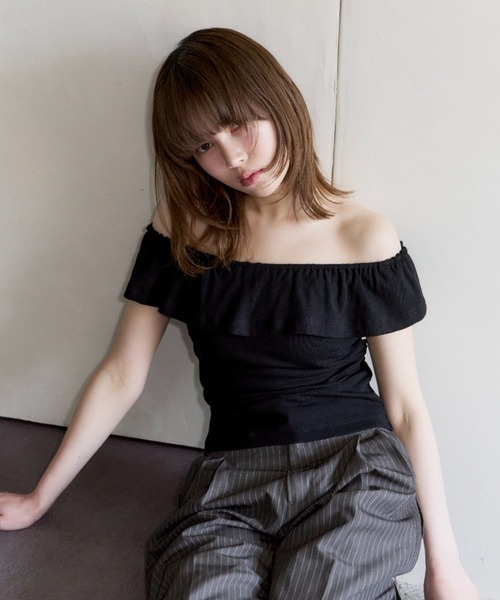haek(ハク)の「rib off shoulder tops/リブオフショルトップス(Tシャツ/カットソー・レディース・ブルー/ブラック・FREE)」の6枚目の写真