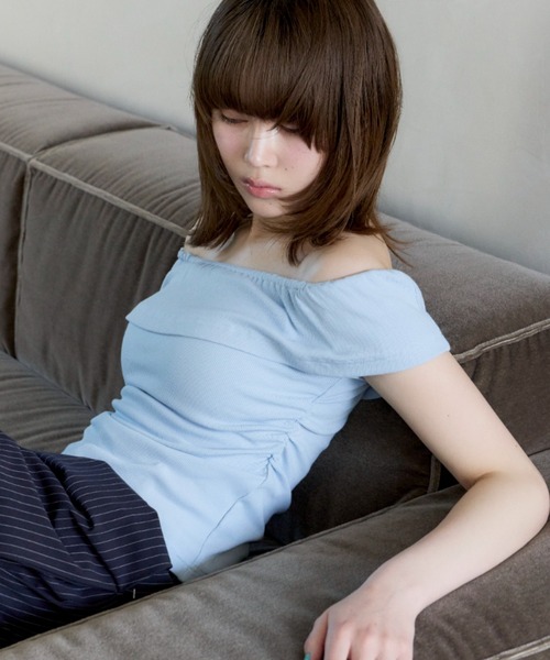 haek(ハク)の「rib off shoulder tops/リブオフショルトップス(Tシャツ/カットソー・レディース・ブルー/ブラック・FREE)」の16枚目の写真
