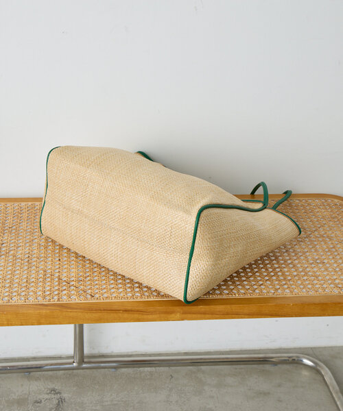 Jena espace merveilleux（ジェナ　エスパスメルヴェイユ）の「アンダリアビッグバッグ（トートバッグ・レディース・ブラック/グリーン・FREE）」の4枚目の写真