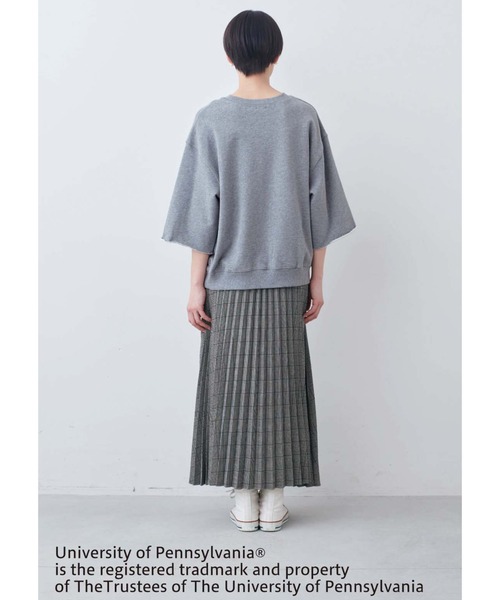THREE FIFTY STANDARD(スリーフィフティースタンダード)の「THREE FIFTY STANDARD アメリカンカレッジ ミニ裏毛のロゴトップス(スウェット・レディース・レッド/杢グレー・LL/M/L)」の8枚目の写真