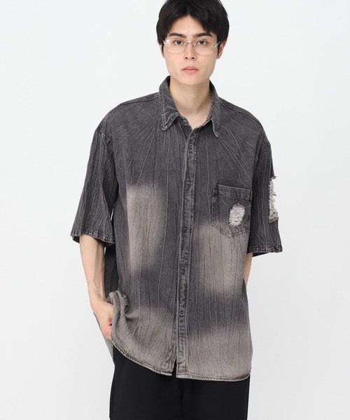 LAND MUSEUM（ランドミュージアム）の「LAND MUSEUM／ダメージデニム半袖シャツ（シャツ/ブラウス・メンズ・ブラック/ブルー・MEDIUM/LARGE）」の19枚目の写真