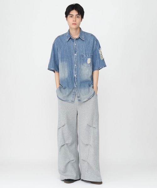 LAND MUSEUM（ランドミュージアム）の「LAND MUSEUM／ダメージデニム半袖シャツ（シャツ/ブラウス・メンズ・ブラック/ブルー・MEDIUM/LARGE）」の11枚目の写真