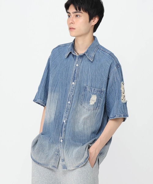 LAND MUSEUM（ランドミュージアム）の「LAND MUSEUM／ダメージデニム半袖シャツ（シャツ/ブラウス・メンズ・ブラック/ブルー・MEDIUM/LARGE）」の14枚目の写真