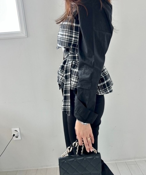 ipugo(イプゴ)の「ipugo/イプゴ ベルト付きチェック柄ビスチェ シャツ セット(アンサンブル・レディース・ブラック/ブラウン・FREE)」の5枚目の写真