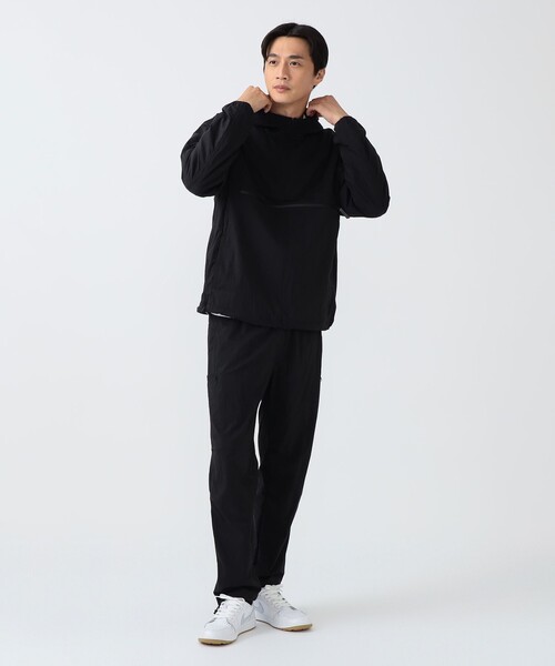 BEAMS GOLF（ビームスゴルフ）の「B.G.THREE / ALL-TIME ナイロン アノラックパーカー（ブルゾン・メンズ・ネイビー/ブラック・MEDIUM/X-LARGE/LARGE）」の4枚目の写真
