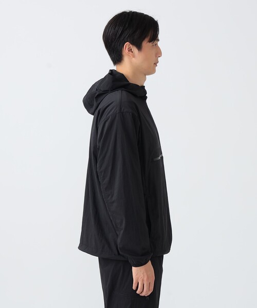 BEAMS GOLF（ビームスゴルフ）の「B.G.THREE / ALL-TIME ナイロン アノラックパーカー（ブルゾン・メンズ・ネイビー/ブラック・MEDIUM/X-LARGE/LARGE）」の9枚目の写真