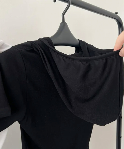 セール】キャミソールレイヤード風 フード付き Tシャツ（Tシャツ