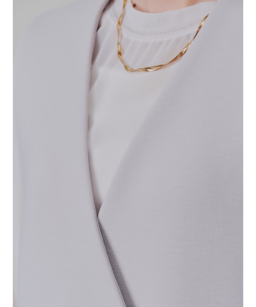 DOLLUPOOPS（ドールアップウップス）の「バック起毛サテンフリルボンディングベスト（ベスト・レディース・ベージュ/チャコール/ブラック・38）」の15枚目の写真