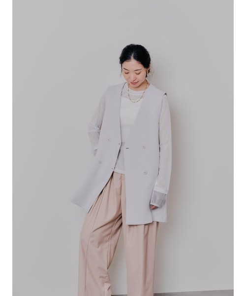 DOLLUPOOPS（ドールアップウップス）の「バック起毛サテンフリルボンディングベスト（ベスト・レディース・ベージュ/チャコール/ブラック・38）」の12枚目の写真