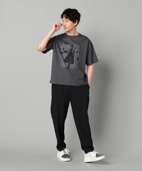 β MEN(ベータメン)の「ウォーキングガールプリント Tシャツ(Tシャツ/カットソー・メンズ・グリーン/ホワイト/チャコールグレー・L/M)」の8枚目の写真