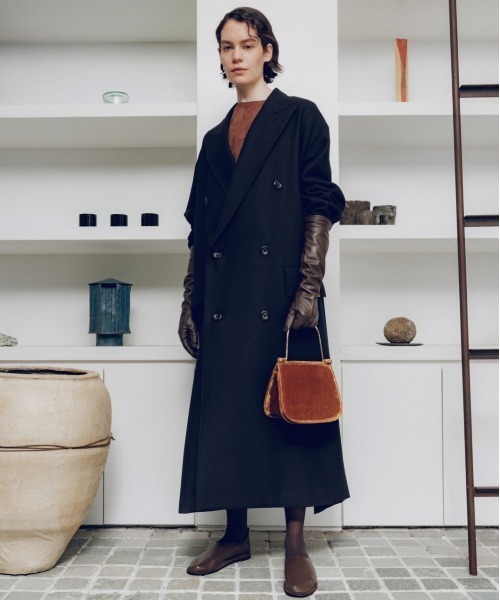 LE VERNIS(ル・ベルニ)の「LE VERNIS(ル・ベルニ)Metal handle minibag(ハンドバッグ・レディース・ブラウン/パイソン/ブラック・FREE)」の11枚目の写真