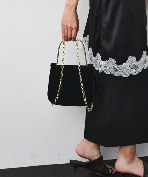 LE VERNIS(ル・ベルニ)の「LE VERNIS(ル・ベルニ)Metal handle minibag(ハンドバッグ・レディース・ブラウン/パイソン/ブラック・FREE)」の16枚目の写真