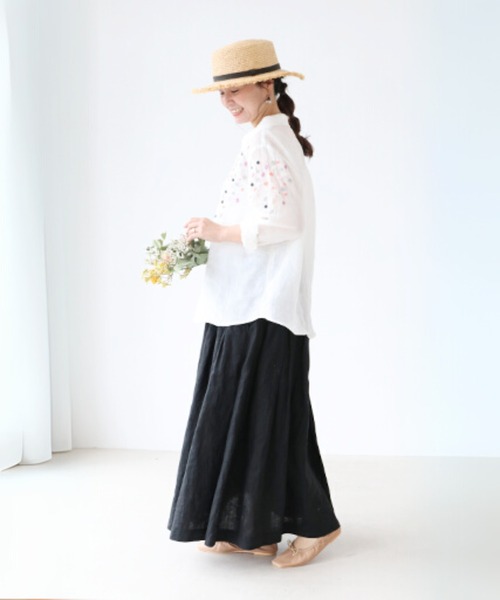 sanpo kuschel(サンポクシェル)の「鮮やか花刺繍ブラウス(長袖)(シャツ/ブラウス・レディース・ホワイト・FREE)」の11枚目の写真