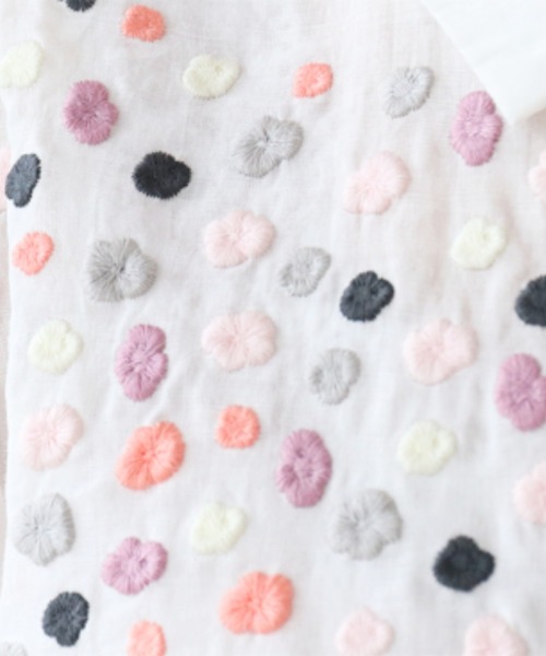 sanpo kuschel(サンポクシェル)の「鮮やか花刺繍ブラウス(長袖)(シャツ/ブラウス・レディース・ホワイト・FREE)」の19枚目の写真