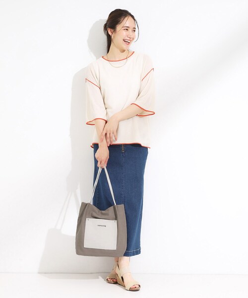 SHOO・LA・RUE(シューラルー)の「シンプルだから使いやすい つまみハンドル帆布トートバッグ(トートバッグ・レディース・グレー系4/ブラック系4/ブルー/グレー/イエロー・00)」の7枚目の写真