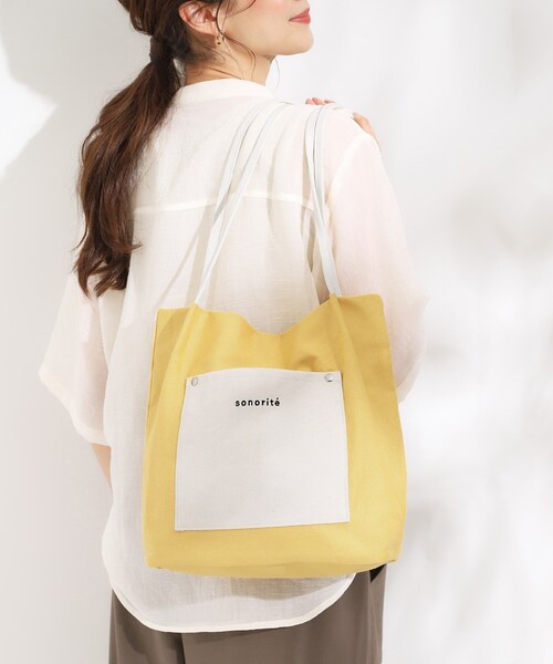 SHOO・LA・RUE(シューラルー)の「シンプルだから使いやすい つまみハンドル帆布トートバッグ(トートバッグ・レディース・グレー系4/ブラック系4/ブルー/グレー/イエロー・00)」の8枚目の写真