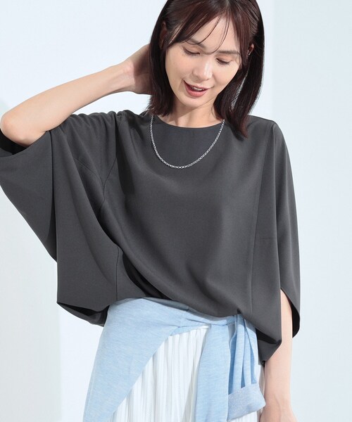 INDIVI(インディヴィ)の「【体型カバー/SETUP可能】ジョーゼット ドルマンブラウス(シャツ/ブラウス・レディース・ブラック/ブラウン系/ダークグレー/ホワイト・38/05/13/15 /34)」の3枚目の写真