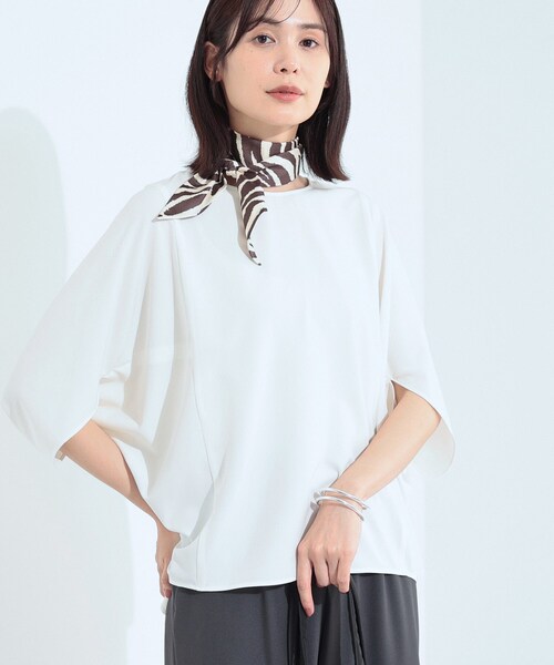 INDIVI(インディヴィ)の「【体型カバー/SETUP可能】ジョーゼット ドルマンブラウス(シャツ/ブラウス・レディース・ブラック/ブラウン系/ダークグレー/ホワイト・38/05/13/15 /34)」の6枚目の写真