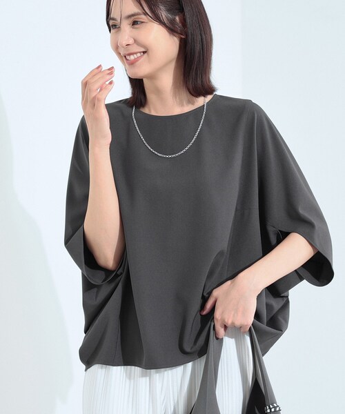 INDIVI(インディヴィ)の「【体型カバー/SETUP可能】ジョーゼット ドルマンブラウス(シャツ/ブラウス・レディース・ブラック/ブラウン系/ダークグレー/ホワイト・38/05/13/15 /34)」の10枚目の写真