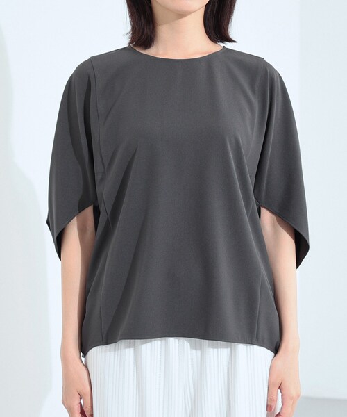 INDIVI(インディヴィ)の「【体型カバー/SETUP可能】ジョーゼット ドルマンブラウス(シャツ/ブラウス・レディース・ブラック/ブラウン系/ダークグレー/ホワイト・38/05/13/15 /34)」の22枚目の写真