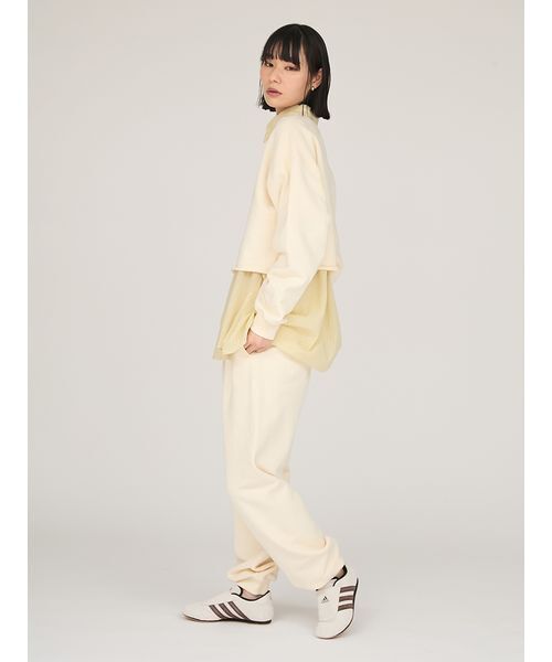 【送料無料】 エミ エンブレムロゴスウェットトップス emmi セール】エンブレムロゴスウェットトップス（スウェット）｜emmi（エミ