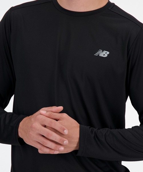 NEW BALANCE(ニューバランス)の「Sport Essentials ランロングスリーブTシャツ(Tシャツ/カットソー・メンズ・ネイビー/ブラック・MEDIUM/LARGE/X-LARGE/SMALL)」の5枚目の写真