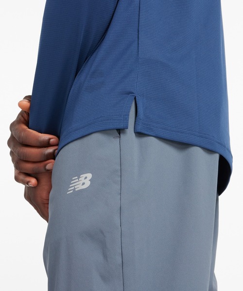 NEW BALANCE(ニューバランス)の「Sport Essentials ランロングスリーブTシャツ(Tシャツ/カットソー・メンズ・ネイビー/ブラック・MEDIUM/LARGE/X-LARGE/SMALL)」の6枚目の写真