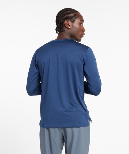 NEW BALANCE(ニューバランス)の「Sport Essentials ランロングスリーブTシャツ(Tシャツ/カットソー・メンズ・ネイビー/ブラック・MEDIUM/LARGE/X-LARGE/SMALL)」の8枚目の写真