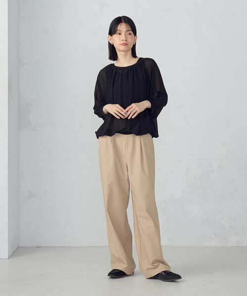 COMME CA ISM(コムサイズム)の「【オンライン・店舗限定】バルーンスリーブ ブラウス+タンクトップ(シャツ/ブラウス・レディース・グリーン/ブラウン/ブラック・LARGE/MEDIUM)」の4枚目の写真