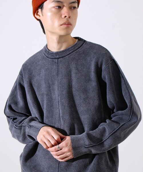 GLOSTER(グロスター)の「【縫製が魅せる主役ディテール】表リンキングクルーニット アシッド加工(ニット/セーター・メンズ・インディゴブルー/ブラック/グレイッシュベージュ・S/M/L)」の2枚目の写真