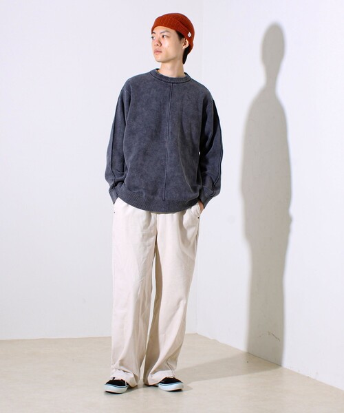 GLOSTER(グロスター)の「【縫製が魅せる主役ディテール】表リンキングクルーニット アシッド加工(ニット/セーター・メンズ・インディゴブルー/ブラック/グレイッシュベージュ・S/M/L)」の4枚目の写真