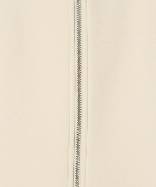 LEPSIM（レプシィム）の「パフエアWZIPベスト　582438（ベスト・レディース・トップグレー/アイボリー/ブラック/ブラウン/セージグリーン・FREE）」の15枚目の写真