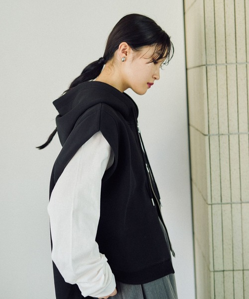 LEPSIM（レプシィム）の「パフエアWZIPベスト　582438（ベスト・レディース・トップグレー/アイボリー/ブラック/ブラウン/セージグリーン・FREE）」の19枚目の写真