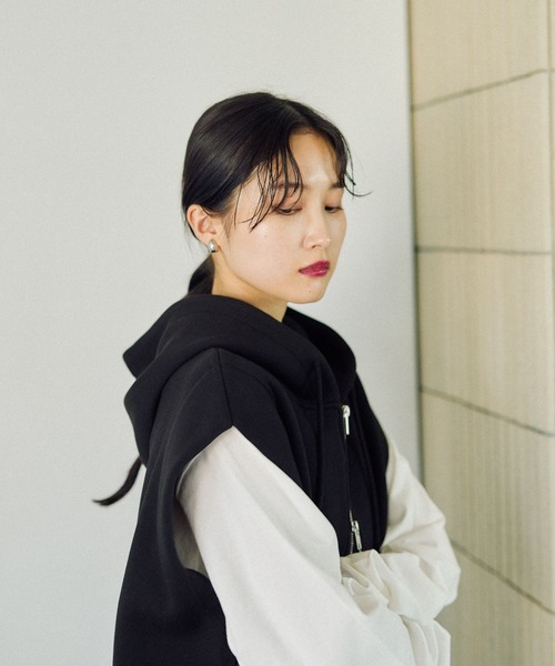 LEPSIM（レプシィム）の「パフエアWZIPベスト　582438（ベスト・レディース・トップグレー/アイボリー/ブラック/ブラウン/セージグリーン・FREE）」の20枚目の写真