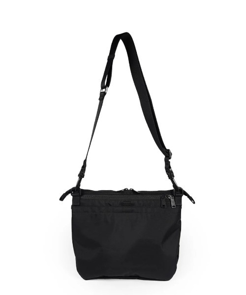 CIE(シー)の「【CIE/シー】FLOW FLAT SHOULDER (L)(ショルダーバッグ・メンズ・ブラック/ベージュ系その他/グレイッシュブルー・FREE)」の11枚目の写真