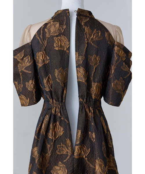 【niana/bflat】フラワージャガードフレアドレス sizeM niana/bflat】フラワージャガードフレアドレス sizeM