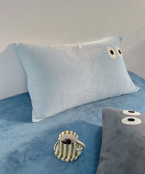 Port（ポート）の「【 Port / ポート 】 ダブルアイ フェイス クッションカバー / 枕カバー #（クッション/クッションカバー・レディース・グレー/ピンク/パープル/ライトブルー/ベージュ/ピンクベージュ・FREE）」の3枚目の写真