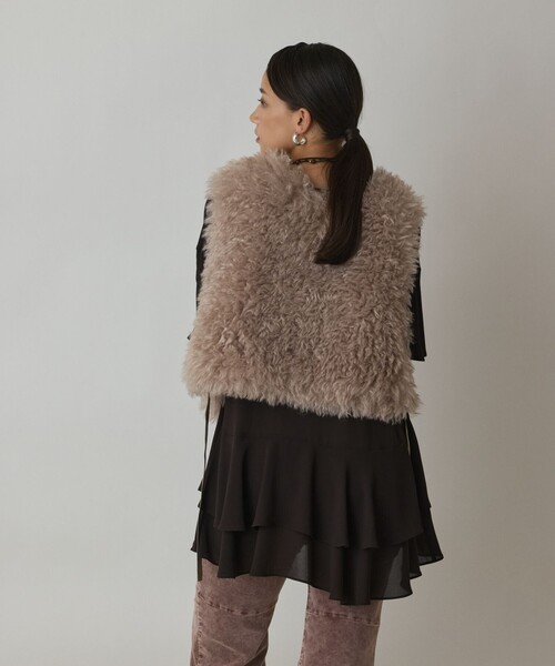 GRACE CONTINENTAL（グレースコンチネンタル）の「ショ－トファ－ジレ（その他アウター・レディース・チャコールグレー/キナリ/ベージュ・36）」の13枚目の写真