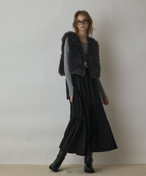 GRACE CONTINENTAL（グレースコンチネンタル）の「ショ－トファ－ジレ（その他アウター・レディース・チャコールグレー/キナリ/ベージュ・36）」の18枚目の写真