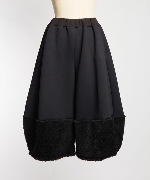 gomme（ゴム）の「ダンボールニット　ヘムチェンジパンツ（その他パンツ・レディース・アイボリー/ブラック/チャコールグレー・MEDIUM）」の16枚目の写真