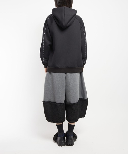 gomme（ゴム）の「ダンボールニット　ヘムチェンジパンツ（その他パンツ・レディース・アイボリー/ブラック/チャコールグレー・MEDIUM）」の12枚目の写真