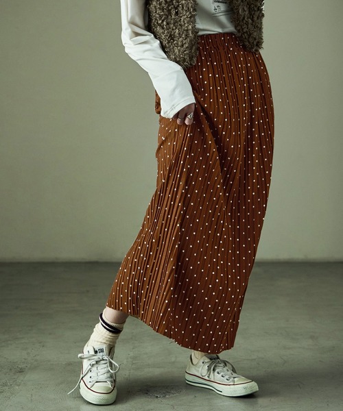 Fashion Letter(ファッションレター)の「ドットプリント プリーツイージーロングスカート(スカート・レディース・ブラウン/ブラック・M/L)」の7枚目の写真