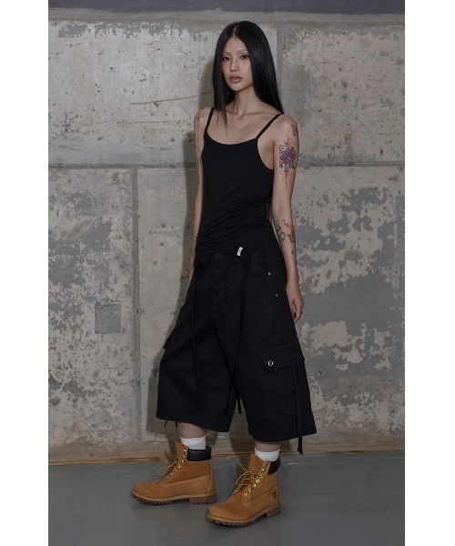 FANCY CLUB（ファンシークラブ）の「A'GEM/9 × .kom 『FANCY CLUB/ファンシークラブ』 2-WAY STRAP SLEEVELESS/2WAY ストラップ キャミソール（キャミソール・レディース・ブラック・FREE）」の5枚目の写真