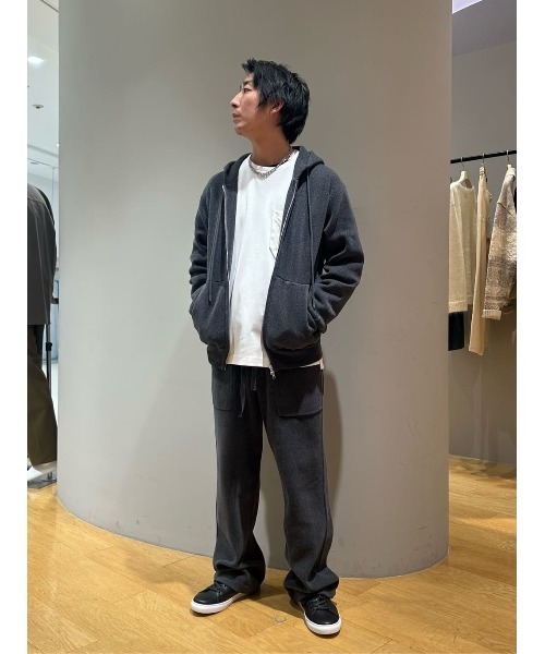 ESTNATION（エストネーション）の「ESTNATION / カシミヤタッチ ジップアップパーカー（パーカー・メンズ・ダークブラウン/オフホワイト/グレー・MEDIUM/X-LARGE/LARGE）」の19枚目の写真