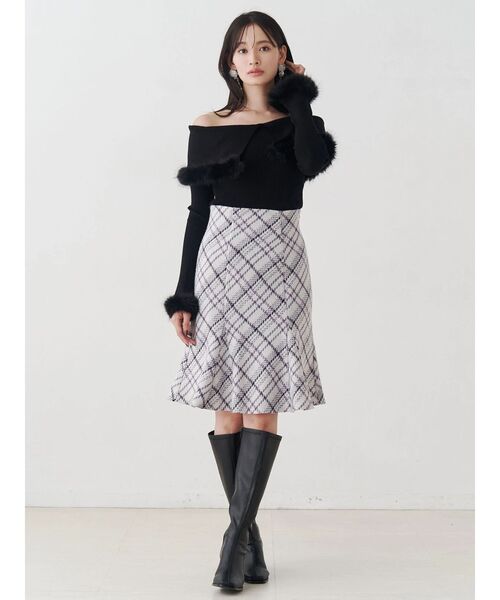 MERCURYDUO（マーキュリーデュオ）の「【WEB限定カラーあり】フェイクファートリミングニット（ニット/セーター・レディース・ライトグレー/ブラック/ベージュ/レッド/オフホワイト・FREE）」の12枚目の写真