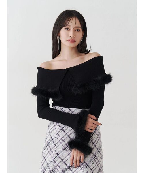 セール】【WEB限定カラーあり】フェイクファートリミングニット