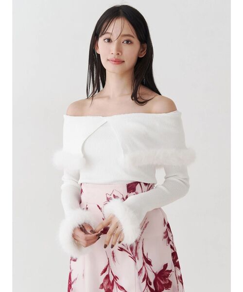 セール】【WEB限定カラーあり】フェイクファートリミングニット