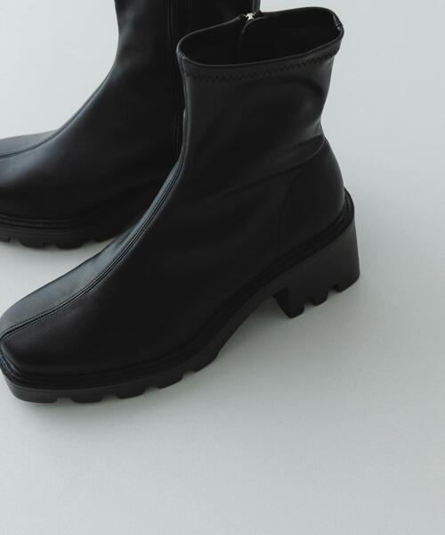 RODE SKO（ロデスコ）の「『WEB限定』　厚底スクエアブーツ（ブーツ・レディース・ブラック/ダークブラウン・37/38/36）」の19枚目の写真
