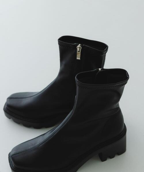 RODE SKO（ロデスコ）の「『WEB限定』　厚底スクエアブーツ（ブーツ・レディース・ブラック/ダークブラウン・37/38/36）」の20枚目の写真