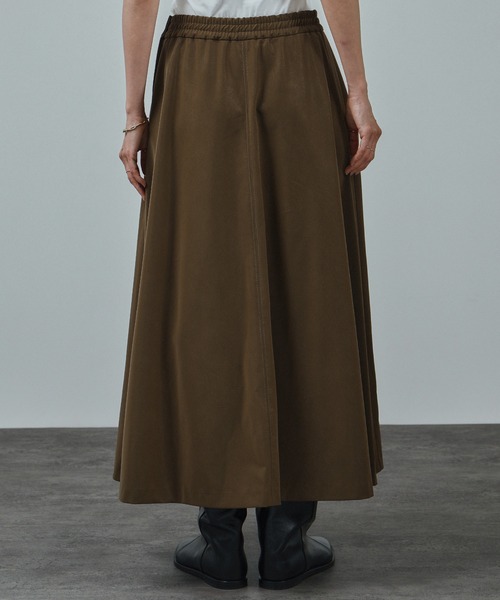 SALON adam et rope'（サロン アダム エ ロペ）の「パールレザーライクフレアスカート（スカート・レディース・ブラック/ブラウン系その他2・FREE）」の10枚目の写真